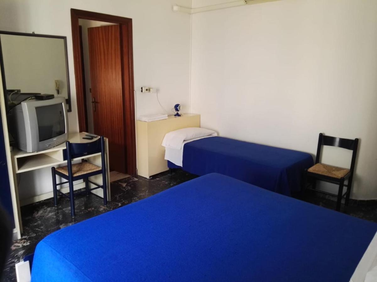 Affittacamere Al Centro Di Milazzo Exterior photo